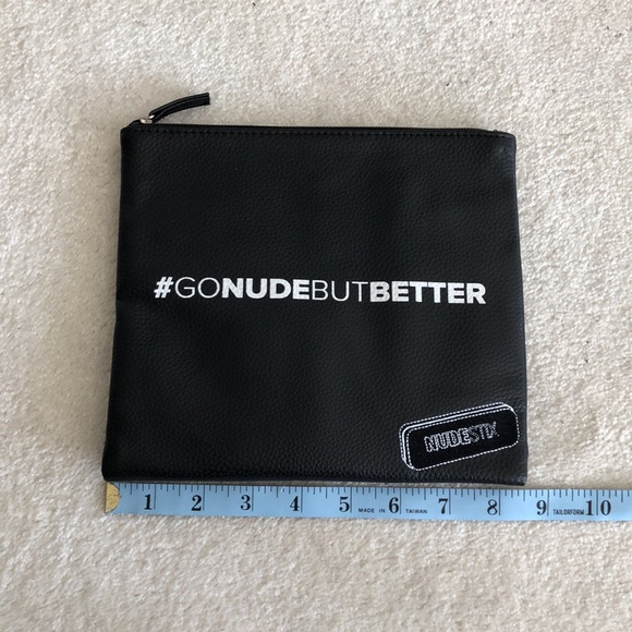 NWOT Nudestix makeup pouch - Picture 3 of 6